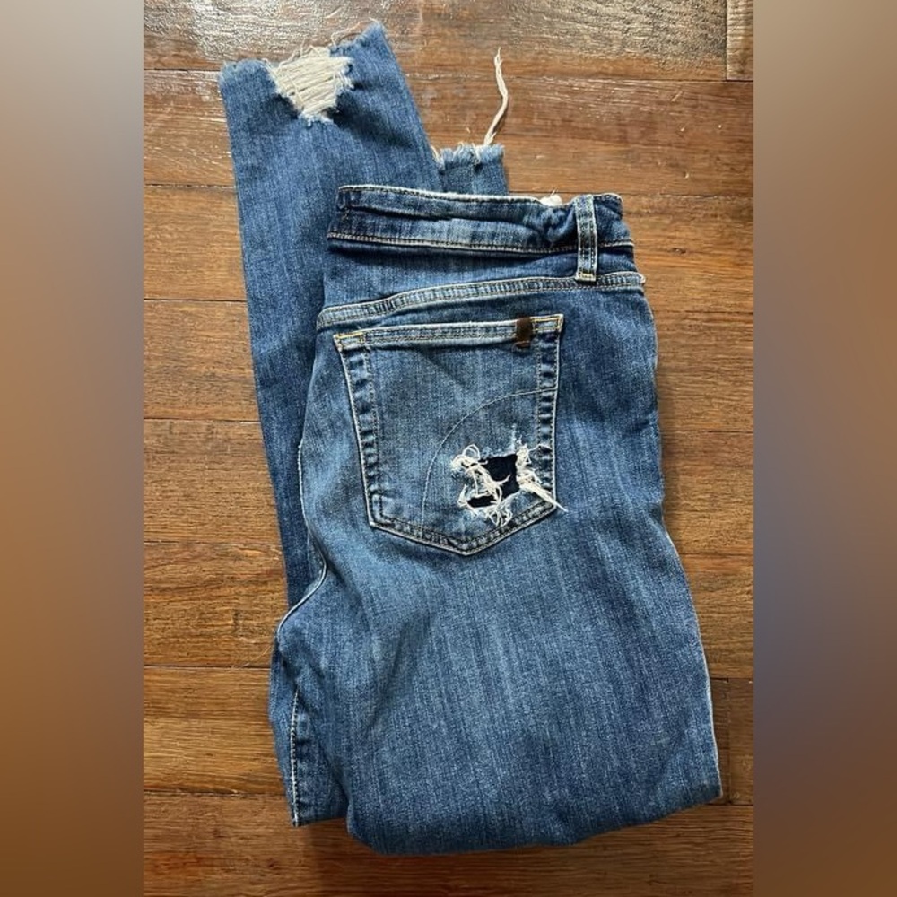 Joes Jeans - Skinny Destroyed Size 31